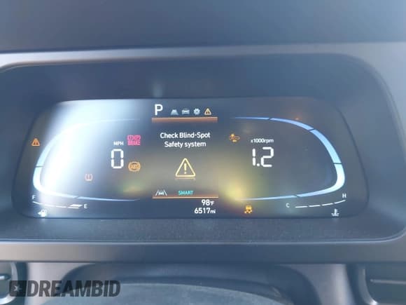 ✅ 2025 Hyundai Elantra SEL Sport • VIN: KMHLM4DG8SU868562 • Lot: 43215752. Listed on IAAI with 6,517 mi. Free auction sales archive from the USA and detailed vehicle history report at DreamBid. Image 7.