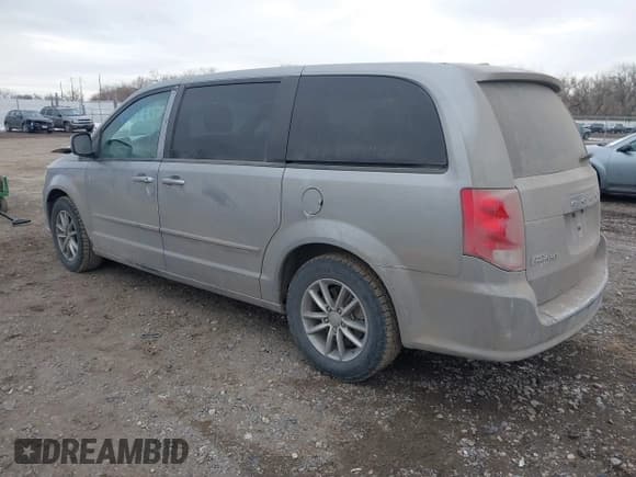 ✅ 2015 Dodge Grand Caravan SE • VIN: 2C4RDGBG0FR688627 • Lot: 41471377. Wystawiony na IAAI z przebiegiem 113 931 mil. Bezpłatny archiwum sprzedaży aukcyjnych z USA i szczegółowy raport historii pojazdu na DreamBid. Zdjęcie 3.
