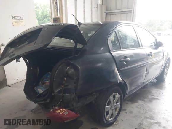 ✅ 2008 Hyundai Accent GLS • VIN: KMHCN46C18U221758 • Лот: 42344425. Опубликован ранее на IAAI с пробегом 189 878 миль. Бесплатный доступ к архиву аукционных продаж из США и подробный отчёт об истории автомобиля на DreamBid. Изображение 4.