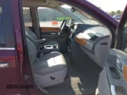 ✅ 2009 Chrysler Town & Country Limited • VIN: 2A8HR64X69R568431 • Lot: 42401479. Listed on IAAI with Not provided. Free auction sales archive from the USA and detailed vehicle history report at DreamBid. Image 5.