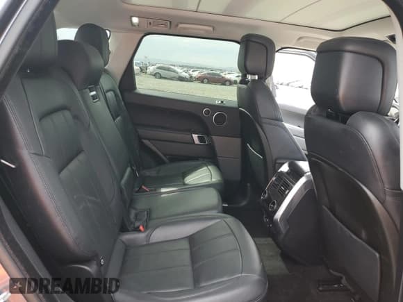 ✅ 2018 Land Rover Range Rover Sport HSE • VIN: SALWR2RK4JA198697 • Lot: 84071865. Listed on Copart with 117,946 mi. Free auction sales archive from the USA and detailed vehicle history report at DreamBid. Image 11.