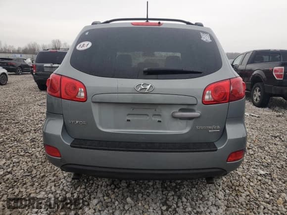✅ 2008 Hyundai Santa Fe GLS • VIN: 5NMSG73D98H192400 • Lot: 80711044. Listed on Copart with 178,448 mi. Free auction sales archive from the USA and detailed vehicle history report at DreamBid. Image 6.