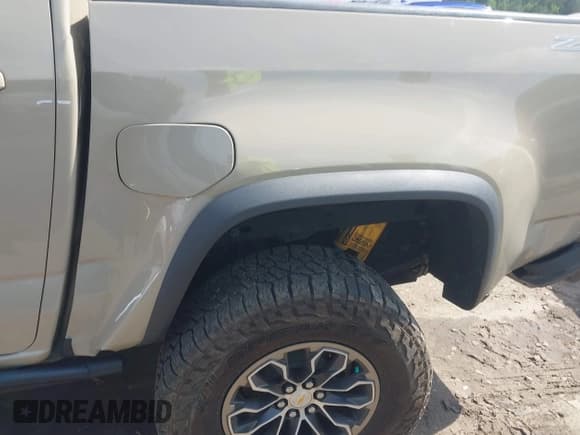 ✅ 2022 Chevrolet Colorado 4WD ZR2 • VIN: 1GCGTEEN0N1186373 • Lot: 42429153. Listed on IAAI with 36,834 mi. Free auction sales archive from the USA and detailed vehicle history report at DreamBid. Image 17.