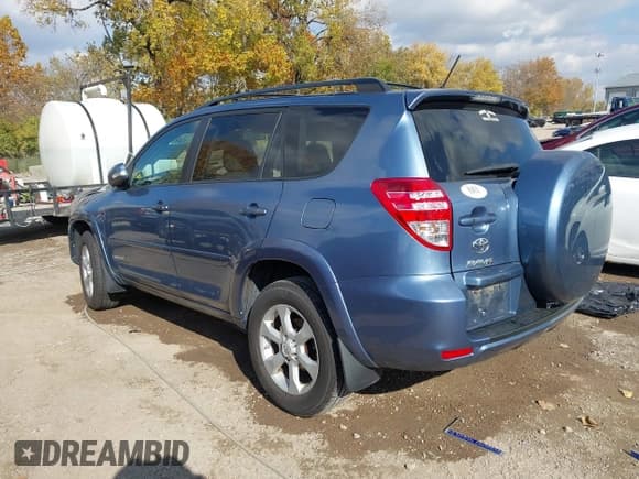 ✅ 2011 Toyota RAV4 Limited • VIN: 2T3DK4DV4BW053999 • Lot: 43584986. Listed on IAAI with 211,217 mi. Free auction sales archive from the USA and detailed vehicle history report at DreamBid. Image 3.