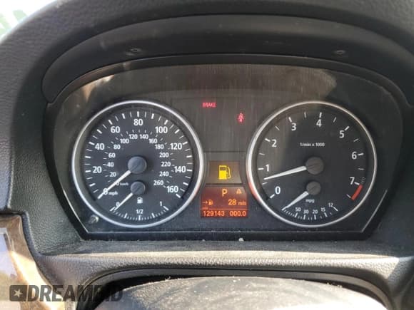 ✅ 2007 BMW 3 Series 328i • VIN: WBAVA33547PG50592 • Lot: 68197945. Listed on Copart with 129,143 mi. Free auction sales archive from the USA and detailed vehicle history report at DreamBid. Image 9.