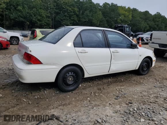 ✅ 2003 Mitsubishi Lancer ES • VIN: JA3AJ26E63U104987 • Lot: 84371245. Wystawiony na Copart z przebiegiem 277 956 mil. Bezpłatny archiwum sprzedaży aukcyjnych z USA i szczegółowy raport historii pojazdu na DreamBid. Zdjęcie 3.