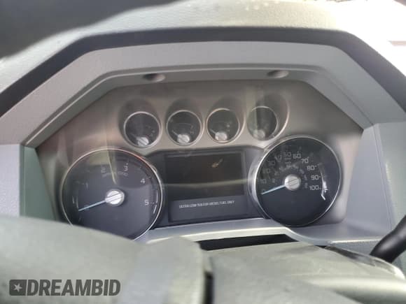 ✅ 2014 Ford F-250 Lariat • VIN: 1FT7W2BT1EEB22036 • Lot: 80014395. Wystawiony na Copart z przebiegiem Nie podano. Bezpłatny archiwum sprzedaży aukcyjnych z USA i szczegółowy raport historii pojazdu na DreamBid. Zdjęcie 9.