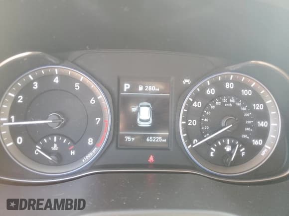 ✅ 2019 Hyundai Kona SE • VIN: KM8K1CAA4KU326082 • Лот: 73690224. Опубликован ранее на Copart с пробегом 65 225 миль. Бесплатный доступ к архиву аукционных продаж из США и подробный отчёт об истории автомобиля на DreamBid. Изображение 9.