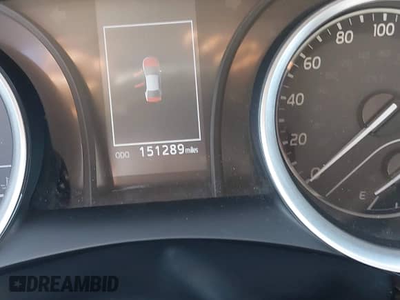 2022 Toyota Camry Hybrid LE z VIN 4T1C31AK4NU583386, wystawiony jako IAAI lot #42532572 z przebiegiem 151 289 mil mil oraz . Historia ofert i sprzedaży dostępna na DreamBid. Obrazek 16.