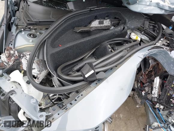 ✅ 2022 Polestar 2 • VIN: LPSED3KA1NL059476 • Lot: 42034791. Wystawiony na IAAI z przebiegiem Nie podano. Bezpłatny archiwum sprzedaży aukcyjnych z USA i szczegółowy raport historii pojazdu na DreamBid. Zdjęcie 10.