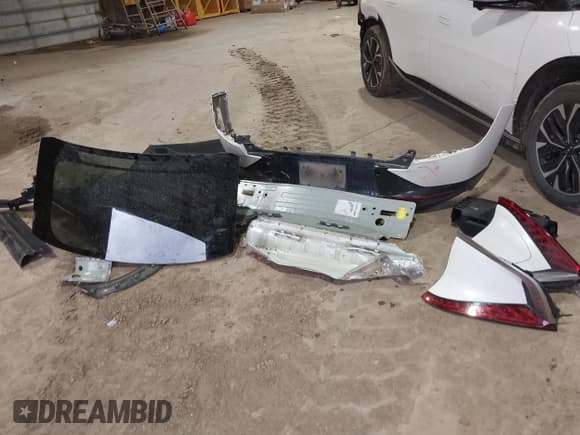 ✅ 2022 Kia EV6 Wind • VIN: KNDC3DLC4N5039105 • Lot: 42395258. Listed on IAAI with 70,276 mi. Free auction sales archive from the USA and detailed vehicle history report at DreamBid. Image 12.