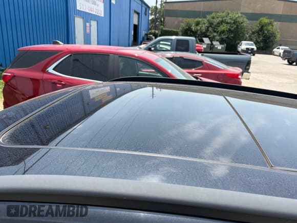 ✅ 2012 Audi Q5 Prestige • VIN: WA1WKAFP5CA116575 • Lot: 42304563. Listed on IAAI with 147,014 mi. Free auction sales archive from the USA and detailed vehicle history report at DreamBid. Image 14.