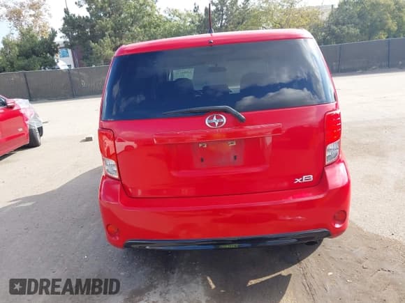 ✅ 2013 Scion xB • VIN: JTLZE4FE3DJ036627 • Lot: 43839173. Wystawiony na IAAI z przebiegiem 227 236 mil. Bezpłatny archiwum sprzedaży aukcyjnych z USA i szczegółowy raport historii pojazdu na DreamBid. Zdjęcie 16.