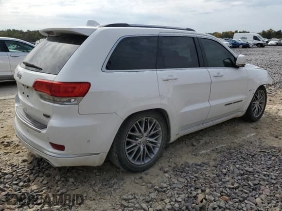 ✅ 2017 Jeep Grand Cherokee Summit • VIN: 1C4RJFJG7HC755658 • Lot: 82357815. Listed on Copart with 105,194 mi. Free auction sales archive from the USA and detailed vehicle history report at DreamBid. Image 3.