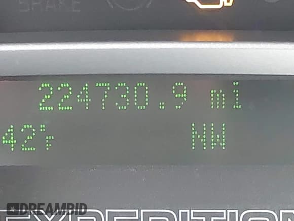 ✅ 2008 Ford Expedition SSV • VIN: 1FMFU16548LA34701 • Lot: 43673098. Wystawiony na IAAI z przebiegiem 224 730 mil. Bezpłatny archiwum sprzedaży aukcyjnych z USA i szczegółowy raport historii pojazdu na DreamBid. Zdjęcie 16.