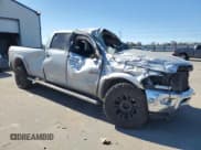 ✅ 2018 Ram 2500 Laramie • VIN: 3C6UR5KL4JG237719 • Лот: 50428365. Опубликован ранее на Copart с пробегом 118 447 миль. Бесплатный доступ к архиву аукционных продаж из США и подробный отчёт об истории автомобиля на DreamBid. Изображение 4.