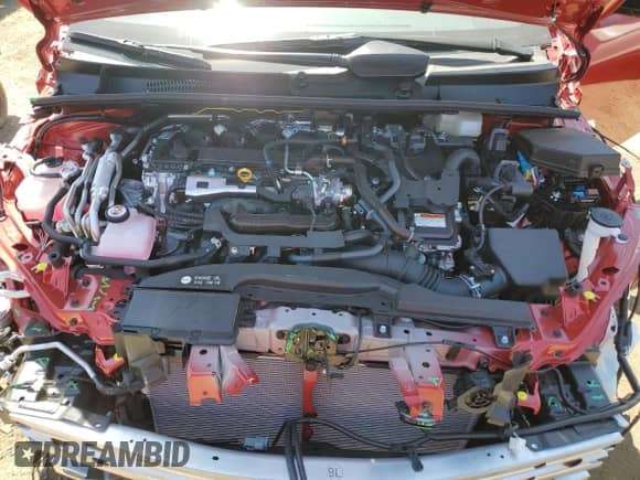 2025 Toyota Prius SE с VIN JTDACACU6S3046868, выставлен на аукционе Copart как лот 69399085 с пробегом 269 миль миль и Списание • Salvage title. История ставок и продаж доступна на DreamBid. Изображение 11.