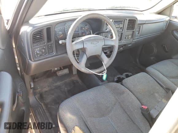 ✅ 2003 Chevrolet Silverado 1500 Work Truck • VIN: 1GCEK14V13Z328927 • Лот: 77070534. Опубликован ранее на Copart с пробегом 186 631 миль. Бесплатный доступ к архиву аукционных продаж из США и подробный отчёт об истории автомобиля на DreamBid. Изображение 8.