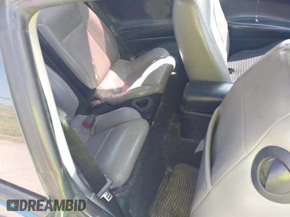 ✅ 2001 Mercury Cougar • VIN: 1ZWFT61L415625396 • Lot: 43137201. Wystawiony na IAAI z przebiegiem 211 851 mil. Bezpłatny archiwum sprzedaży aukcyjnych z USA i szczegółowy raport historii pojazdu na DreamBid. Zdjęcie 8.