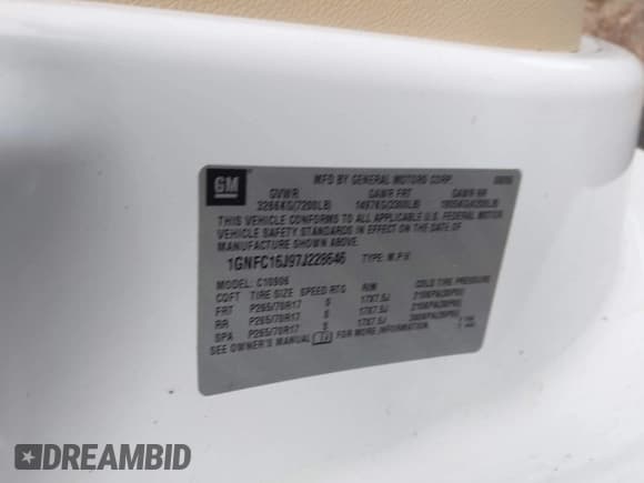 ✅ 2007 Chevrolet Suburban LT • VIN: 1GNFC16J97J228646 • Lot: 43503917. Wystawiony na IAAI z przebiegiem 247 877 mil. Bezpłatny archiwum sprzedaży aukcyjnych z USA i szczegółowy raport historii pojazdu na DreamBid. Zdjęcie 9.