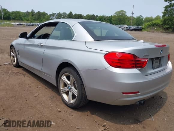 ✅ 2015 BMW 4 Series 428i xDrive • VIN: WBA3T1C58FP819868 • Lot: 42418432. Listed on IAAI with 54,686 mi. Free auction sales archive from the USA and detailed vehicle history report at DreamBid. Image 3.