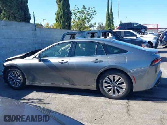 ✅ 2022 Toyota Mirai XLE • VIN: JTDAAAAA9NA007223 • Lot: 43022750. Listed on IAAI with 29,732 mi. Free auction sales archive from the USA and detailed vehicle history report at DreamBid. Image 15.