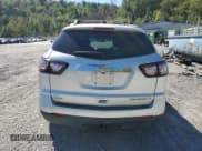 ✅ 2016 Chevrolet Traverse LT • VIN: 1GNKVGKD7GJ181743 • Lot: 84922375. Wystawiony na Copart z przebiegiem 89 322 mil. Bezpłatny archiwum sprzedaży aukcyjnych z USA i szczegółowy raport historii pojazdu na DreamBid. Zdjęcie 6.