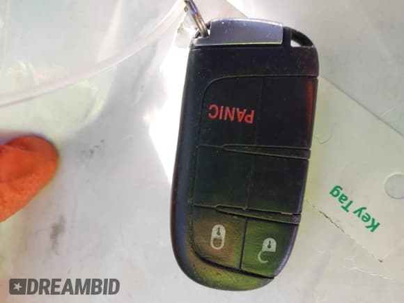 ✅ 2015 Dodge Journey Crossroad • VIN: 3C4PDCGB3FT525853 • Lot: 43633370. Listed on IAAI with 137,204 mi. Free auction sales archive from the USA and detailed vehicle history report at DreamBid. Image 11.