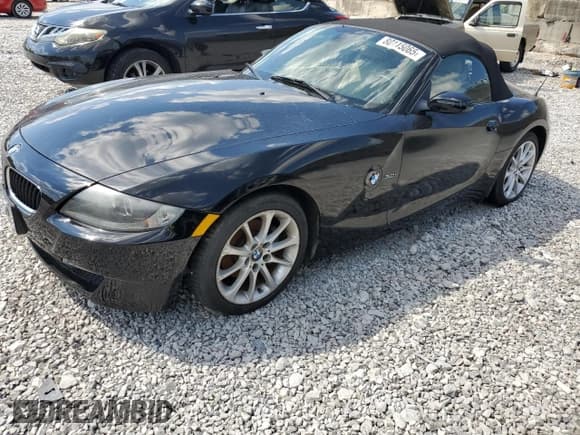 ✅ 2007 BMW Z4 3.0i • VIN: 4USBU33537LW71039 • Lot: 80115065. Wystawiony na Copart z przebiegiem 89 038 mil. Bezpłatny archiwum sprzedaży aukcyjnych z USA i szczegółowy raport historii pojazdu na DreamBid. Zdjęcie 1.