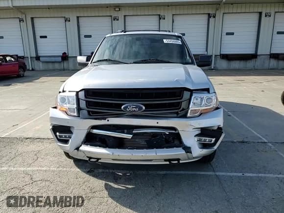 ✅ 2017 Ford Expedition Max Limited • VIN: 1FMJK2AT6HEA67201 • Lot: 53456885. Listed on Copart with 147,647 mi. Free auction sales archive from the USA and detailed vehicle history report at DreamBid. Image 12.