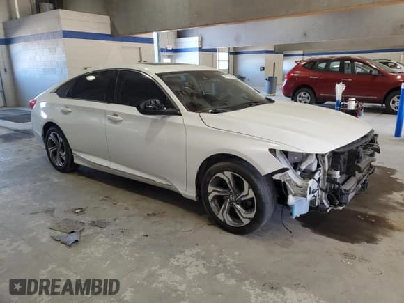 ✅ 2018 Honda Accord EX • VIN: 1HGCV1F45JA118296 • Lot: 85761415. Wystawiony na Copart z przebiegiem 109 273 mil. Bezpłatny archiwum sprzedaży aukcyjnych z USA i szczegółowy raport historii pojazdu na DreamBid. Zdjęcie 4.