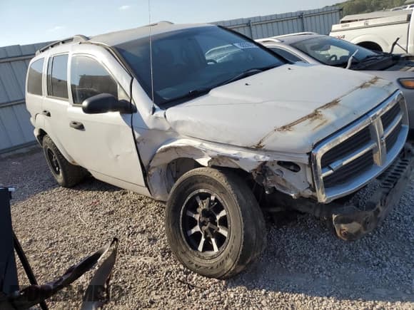 ✅ 2005 Dodge Durango SXT • VIN: 1D4HD38N25F545441 • Лот: 82235575. Опубликован ранее на Copart с пробегом 245 131 миль. Бесплатный доступ к архиву аукционных продаж из США и подробный отчёт об истории автомобиля на DreamBid. Изображение 4.