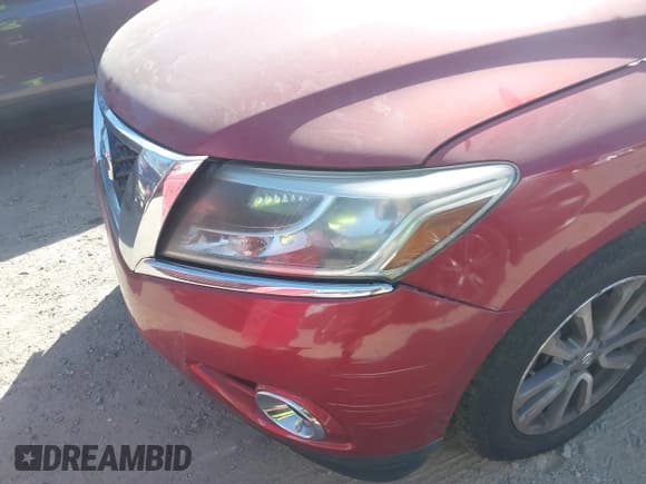 ✅ 2015 Nissan Pathfinder SV • VIN: 5N1AR2MNXFC632695 • Lot: 43446725. Listed on IAAI with 150,768 mi. Free auction sales archive from the USA and detailed vehicle history report at DreamBid. Image 18.