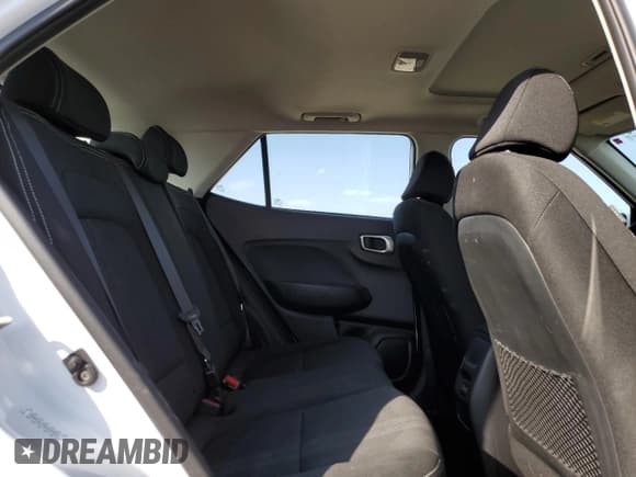 ✅ 2024 Hyundai Venue Preferred • VIN: KMHRC8A37RU299543 • Lot: 44254965. Listed on Copart with 17,149 mi. Free auction sales archive from the USA and detailed vehicle history report at DreamBid. Image 11.