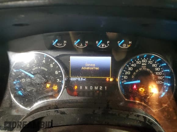 ✅ 2012 Ford F-150 XL • VIN: 1FTVX1EF5CKD75234 • Lot: 54216985. Listed on Copart with 223,712 mi. Free auction sales archive from the USA and detailed vehicle history report at DreamBid. Image 9.