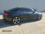 ✅ 2013 Audi RS 5 • VIN: WUAC6AFR3DA901888 • Лот: 71776204. Опубликован ранее на Copart с пробегом 96 968 миль. Бесплатный доступ к архиву аукционных продаж из США и подробный отчёт об истории автомобиля на DreamBid. Изображение 3.