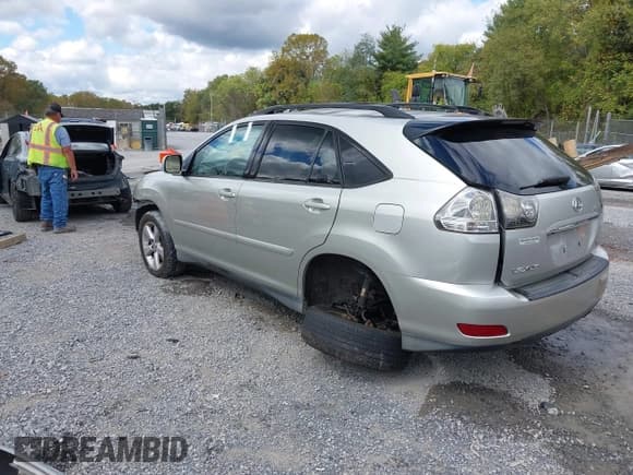 ✅ 2007 Lexus RX 350 • VIN: 2T2HK31U67C031961 • Лот: 43380060. Опубликован ранее на IAAI с пробегом 266 885 миль. Бесплатный доступ к архиву аукционных продаж из США и подробный отчёт об истории автомобиля на DreamBid. Изображение 3.