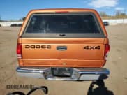 ✅ 2000 Dodge Dakota Sport • VIN: 1B7GG22NXYS641543 • Lot: 79862634. Wystawiony na Copart z przebiegiem 224 750 mil. Bezpłatny archiwum sprzedaży aukcyjnych z USA i szczegółowy raport historii pojazdu na DreamBid. Zdjęcie 6.