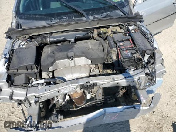 ✅ 2015 Chevrolet Malibu LT • VIN: 1G11C5SL0FF113316 • Lot: 82023015. Listed on Copart with 113,130 mi. Free auction sales archive from the USA and detailed vehicle history report at DreamBid. Image 11.