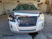 ✅ 2015 GMC Terrain SLT • VIN: 2GKFLSE30F6226155 • Лот: 81468865. Опубликован ранее на Copart с пробегом 132 288 миль. Бесплатный доступ к архиву аукционных продаж из США и подробный отчёт об истории автомобиля на DreamBid. Изображение 5.