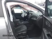 ✅ 2021 Chevrolet Equinox LT • VIN: 3GNAXKEV5MS139210 • Lot: 43728822. Wystawiony na IAAI z przebiegiem 49 843 mil. Bezpłatny archiwum sprzedaży aukcyjnych z USA i szczegółowy raport historii pojazdu na DreamBid. Zdjęcie 5.