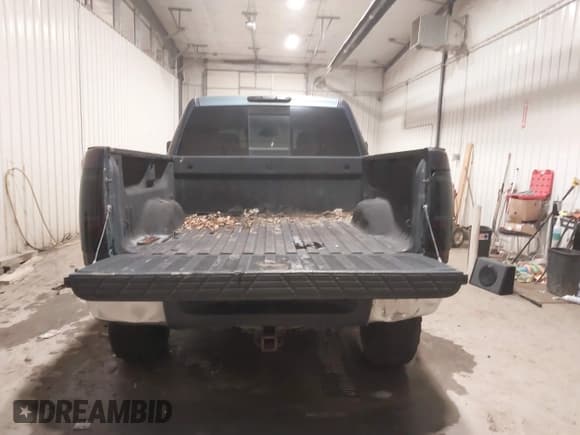 ✅ 2007 GMC Sierra 1500 • VIN: 2GTEK13Y671700496 • Лот: 41233730. Опубликован ранее на IAAI с пробегом 225 186 миль. Бесплатный доступ к архиву аукционных продаж из США и подробный отчёт об истории автомобиля на DreamBid. Изображение 17.