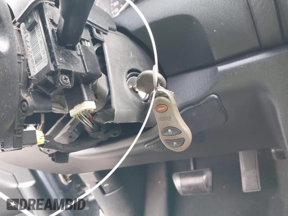 ✅ 2004 Jeep Grand Cherokee Laredo • VIN: 1J4GW48S74C223970 • Lot: 42408360. Listed on IAAI with 238,099 mi. Free auction sales archive from the USA and detailed vehicle history report at DreamBid. Image 11.