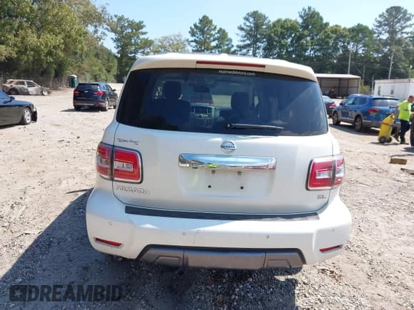 ✅ 2020 Nissan Armada SL • VIN: JN8AY2ND4LX017372 • Lot: 43195796. Listed on IAAI with 107,941 mi. Free auction sales archive from the USA and detailed vehicle history report at DreamBid. Image 17.