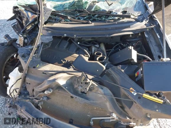 ✅ 2010 Lincoln MKX • VIN: 2LMDJ6JC7ABJ34272 • Lot: 43193882. Wystawiony na IAAI z przebiegiem Nie podano. Bezpłatny archiwum sprzedaży aukcyjnych z USA i szczegółowy raport historii pojazdu na DreamBid. Zdjęcie 10.