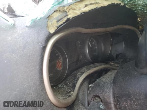 ✅ 2014 Jeep Cherokee Latitude • VIN: 1C4PJMCS5EW208024 • Lot: 80086395. Wystawiony na Copart z przebiegiem Nie podano. Bezpłatny archiwum sprzedaży aukcyjnych z USA i szczegółowy raport historii pojazdu na DreamBid. Zdjęcie 9.