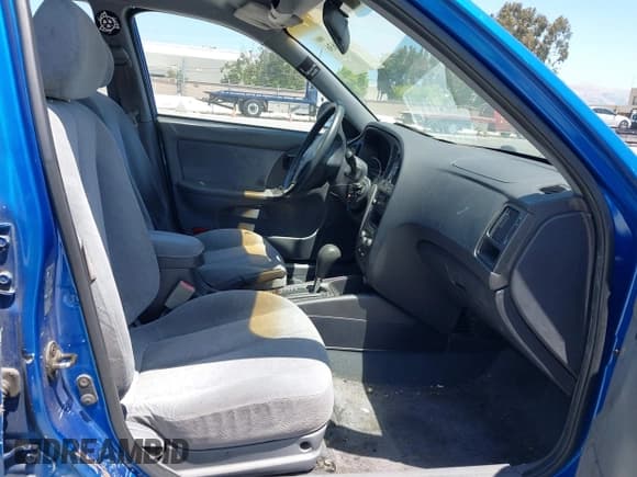 ✅ 2004 Hyundai Elantra GLS • VIN: KMHDN46D14U872427 • Lot: 42324636. Wystawiony na IAAI z przebiegiem 214 234 mil. Bezpłatny archiwum sprzedaży aukcyjnych z USA i szczegółowy raport historii pojazdu na DreamBid. Zdjęcie 5.