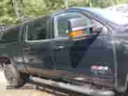 2016 Chevrolet Silverado 2500HD LT z VIN 1GC1KVE84GF246115, wystawiony jako IAAI lot #42601633 z przebiegiem 206 354 mil mil oraz . Historia ofert i sprzedaży dostępna na DreamBid. Obrazek 12.