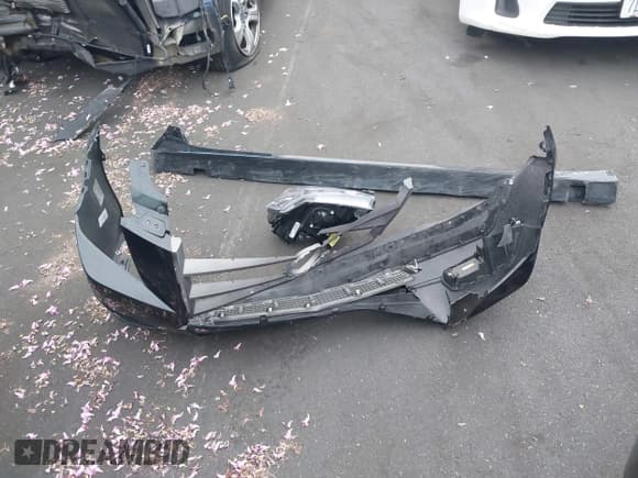 ✅ 2011 Cadillac CTS • VIN: 1G6DA5EY2B0139918 • Лот: 42478821. Опубликован ранее на IAAI с пробегом 133 405 миль. Бесплатный доступ к архиву аукционных продаж из США и подробный отчёт об истории автомобиля на DreamBid. Изображение 12.