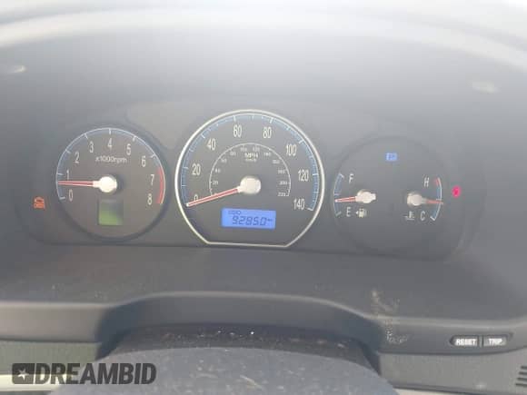 ✅ 2007 Hyundai Santa Fe GLS • VIN: 5NMSG13D17H021409 • Лот: 43616878. Размещён на IAAI с пробегом 92 850 миль миль. Получите бесплатный доступ к архиву аукционных продаж из США и посмотрите подробный отчёт об истории автомобиля на DreamBid. Изображение 7.